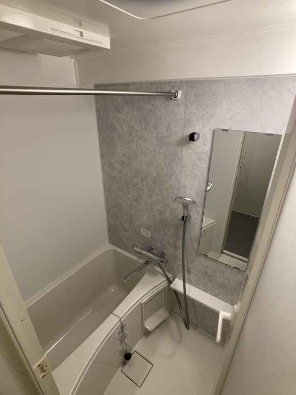 バス・シャワールーム　☆ゆったりくつろげるお風呂☆