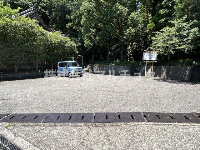 駐車場　内装もきれいです