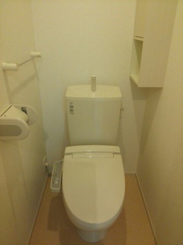 トイレ　トイレもきれいです