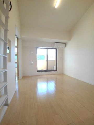 居室・リビング　使いやすいリビングです