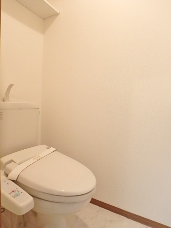 トイレ　図面と現状に相違がある場合には現状を優先