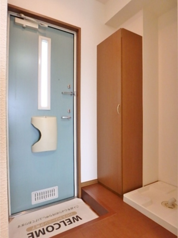 玄関　図面と現状に相違がある場合には現状を優先