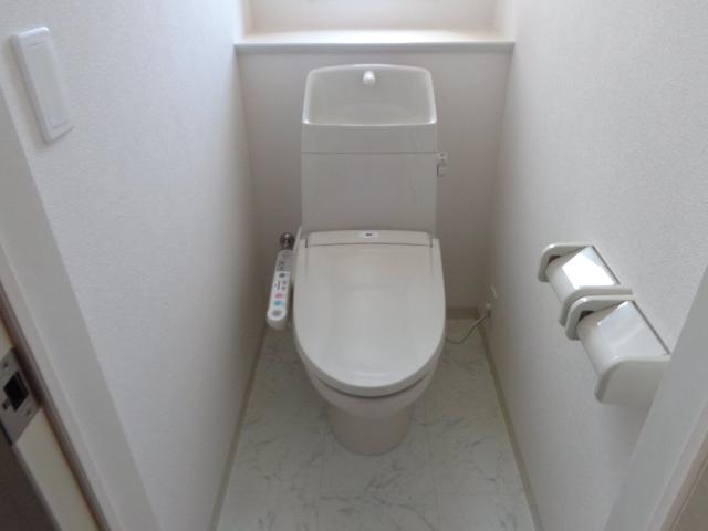 トイレ　シャワー付トイレ