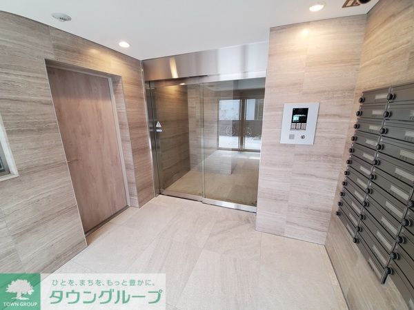 エントランス　エントランス