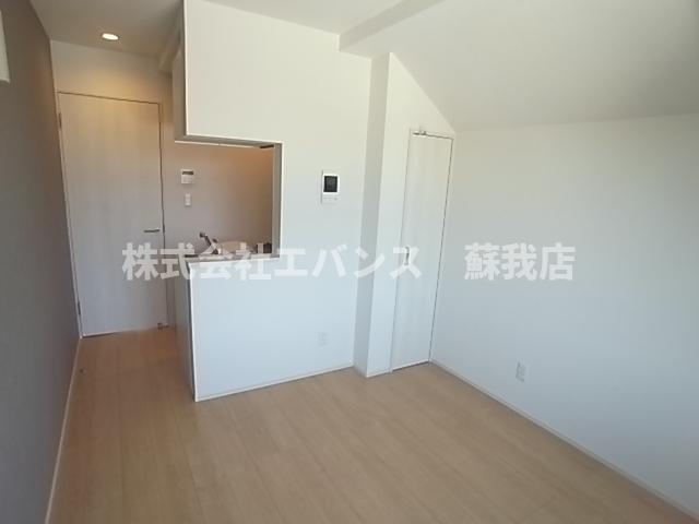 その他部屋・スペース　広くて明るい寝室