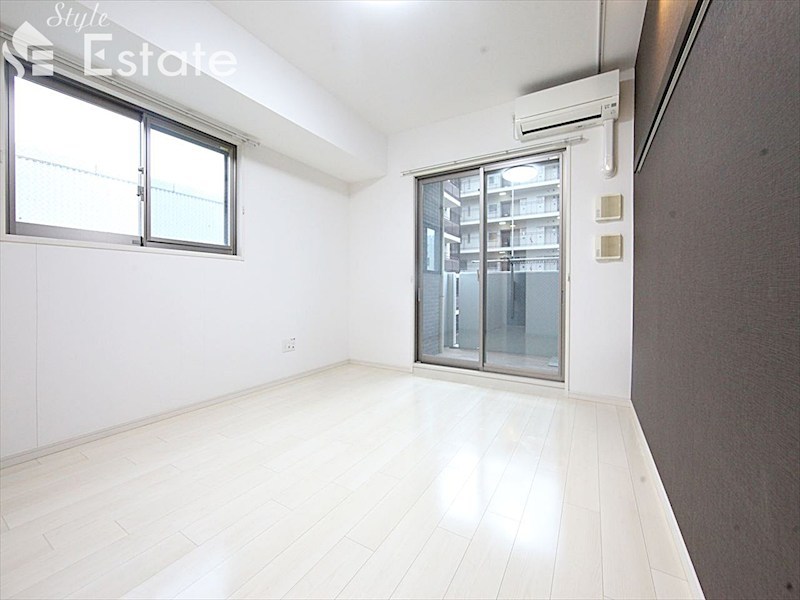 居室・リビング　内装