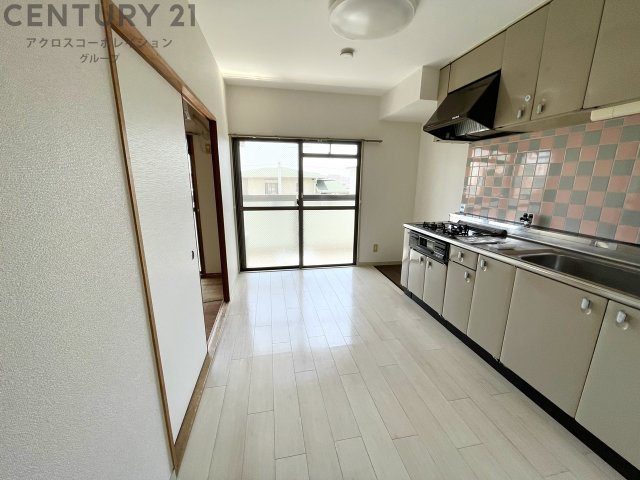 居室・リビング　南向きで日当たり良好なお部屋です！