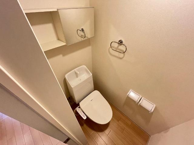 トイレ　シャワー付トイレ（イメージ）