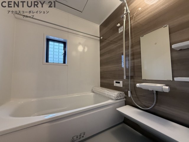 バス・シャワールーム　追炊き機能付きで便利です！