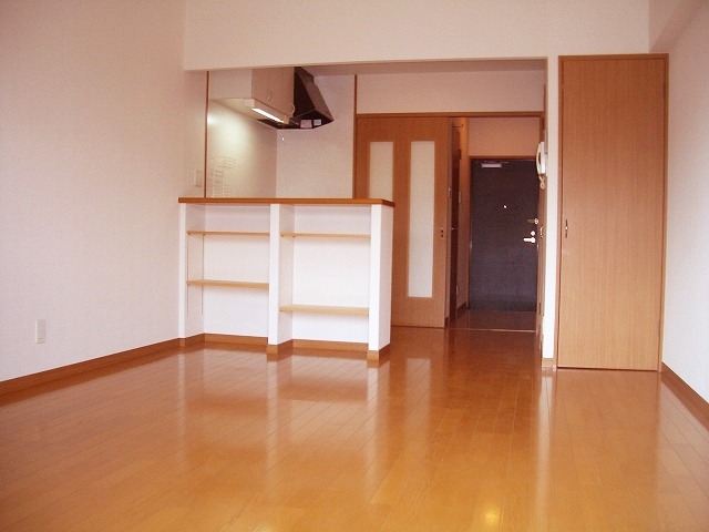 居室・リビング　別号室イメージ