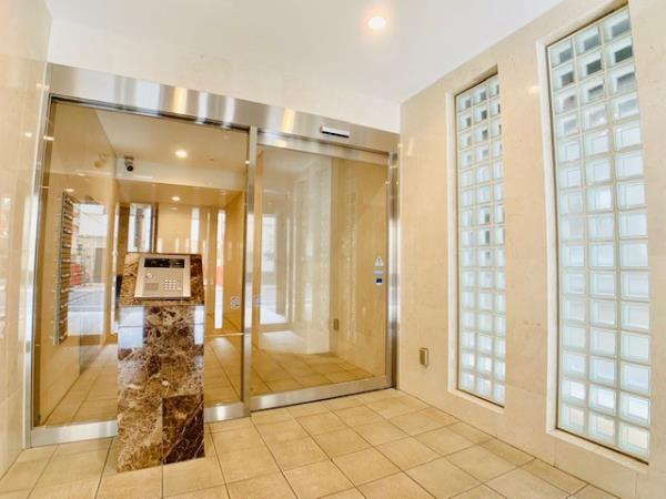 エントランス　毎日通るエントランスはこのようになっています