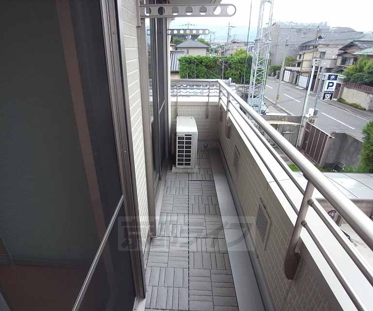 バルコニー　二部屋またがったバルコニーです。