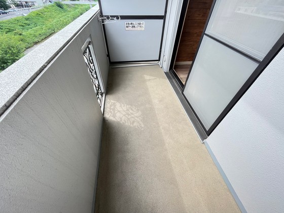 バルコニー　※別号室の写真です