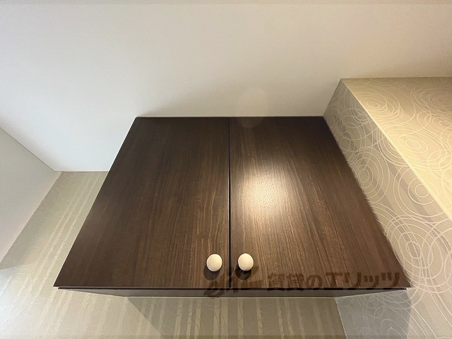 収納　洗濯機上