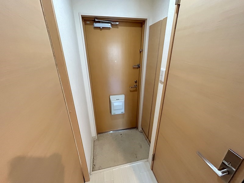 リープラス立花の玄関写真