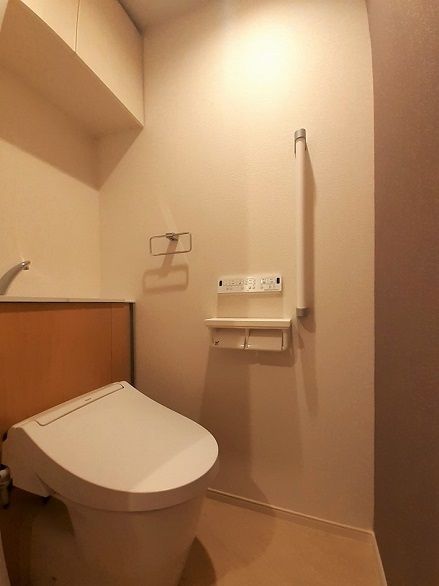 トイレ　高祖　III　北区堀船３