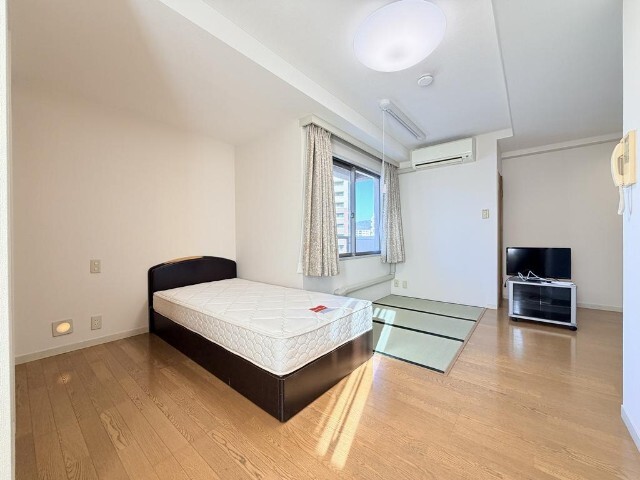 居室・リビング　同一物件、別部屋の写真です。