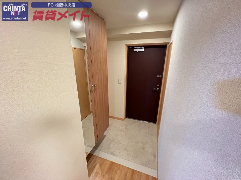 玄関　同型別室のお写真です