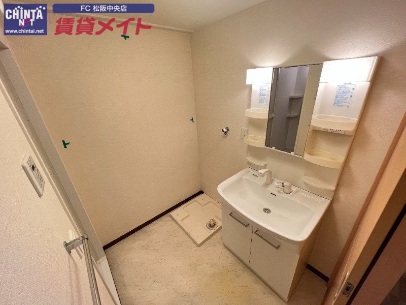 洗面設備　同型別室のお写真です