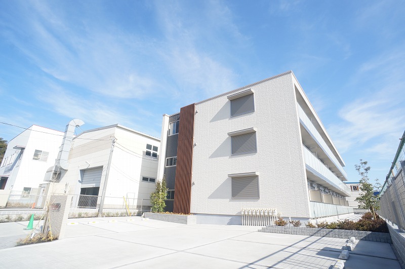 建物外観　2021年1月完成！積水ハウス施工の賃貸住宅シャーメゾン♪ペ