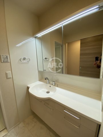 洗面設備　木蓮　独立洗面台