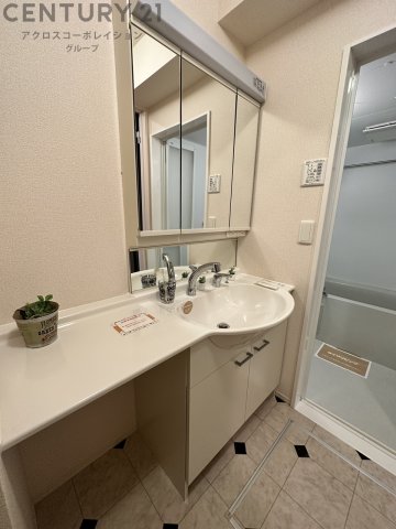 洗面設備　洗髪洗面化粧台付き♪