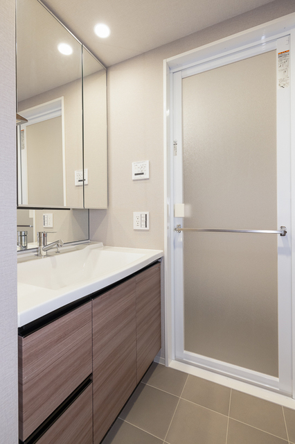 洗面設備　※写真は同タイプ住戸です。