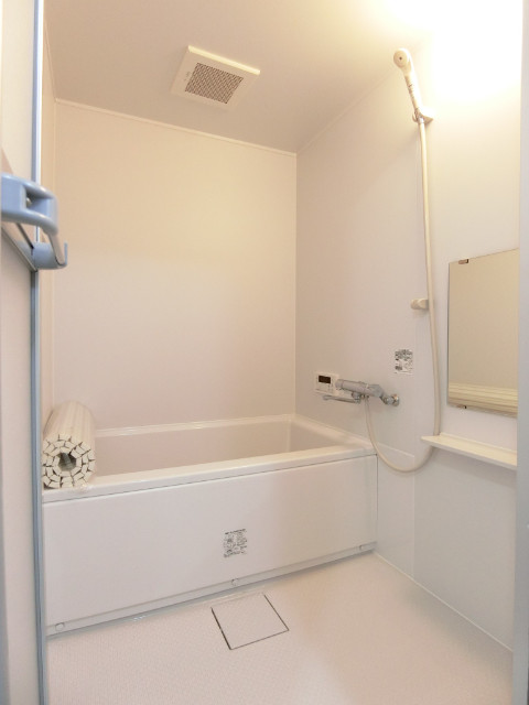 バス・シャワールーム　追い焚き付