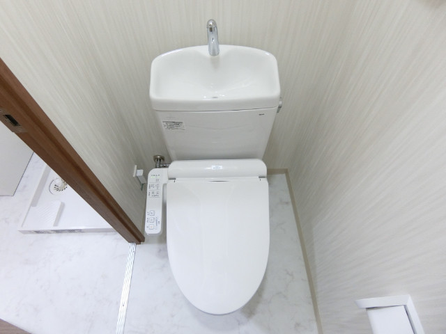 トイレ　シャワートイレ