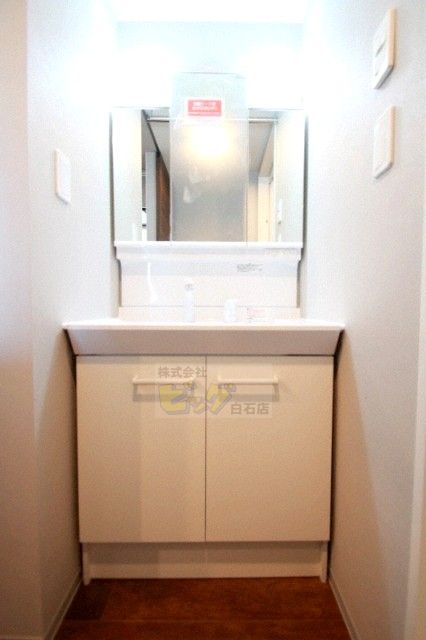 洗面設備　シャンプードレッサー完備です♪