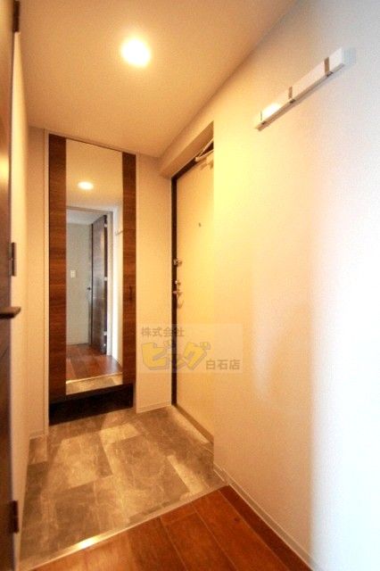 玄関　広々とした玄関です♪