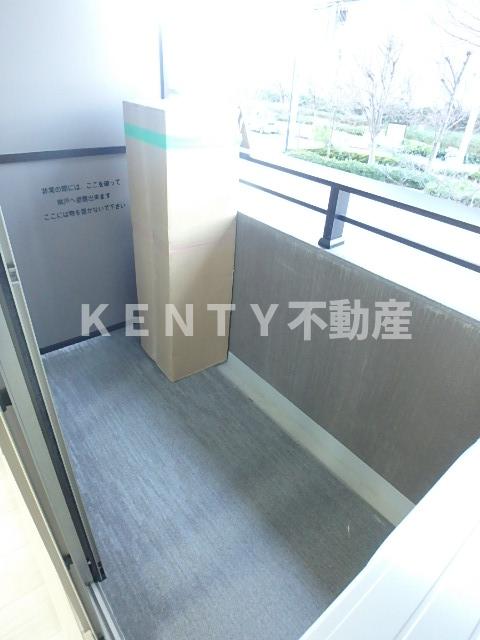 バルコニー　お洗濯にも便利なバルコニー付き