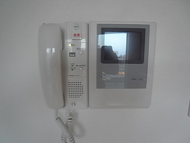 セキュリティ　来客の方が見えて安心、ＴＶモニターホン。