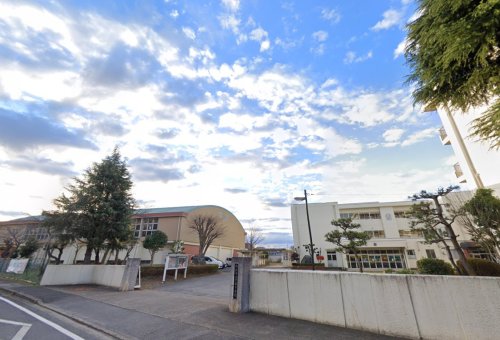 中学校　戸頭中学校（中学校）まで900m