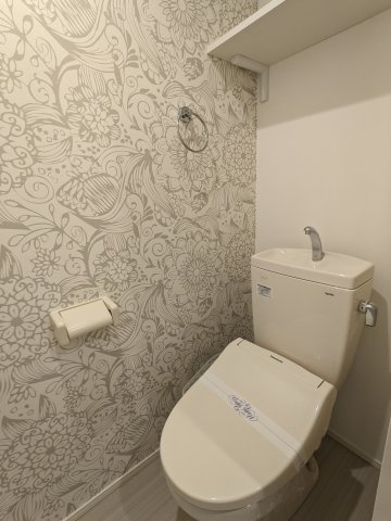 トイレ　102号室