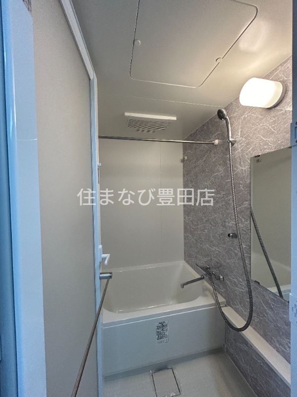 バス・シャワールーム　同型タイプ