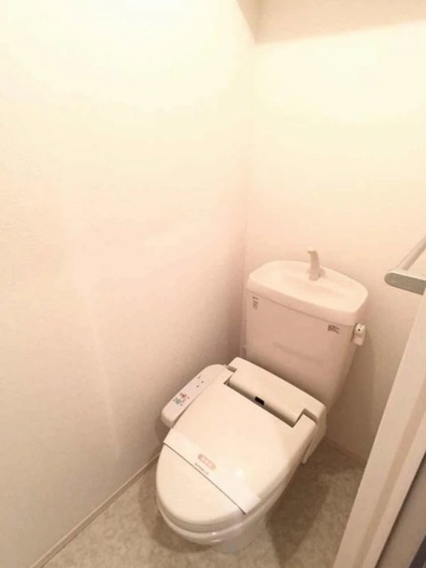 トイレ　図面と現状に相違がある場合には現状を優先