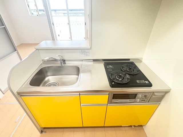 キッチン　別号室の反転間取りの写真流用