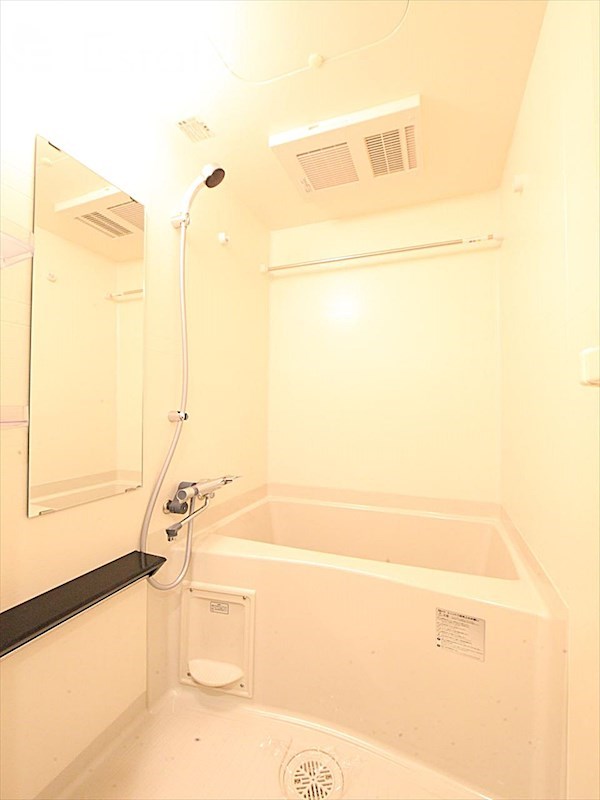 バス・シャワールーム　バスルーム