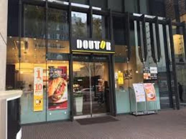 飲食店　ドトールコーヒーショップ西天満宇治電ビル店（飲食店）まで740m