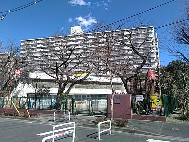 幼稚園・保育園　つつじが丘保育園（幼稚園・保育園）まで285m