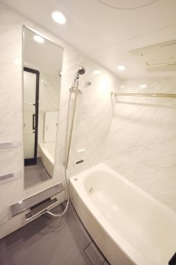 バス・シャワールーム　☆くつろげるお風呂☆