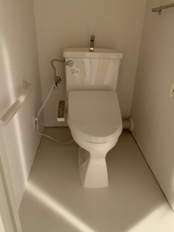 トイレ　別部屋参考画像