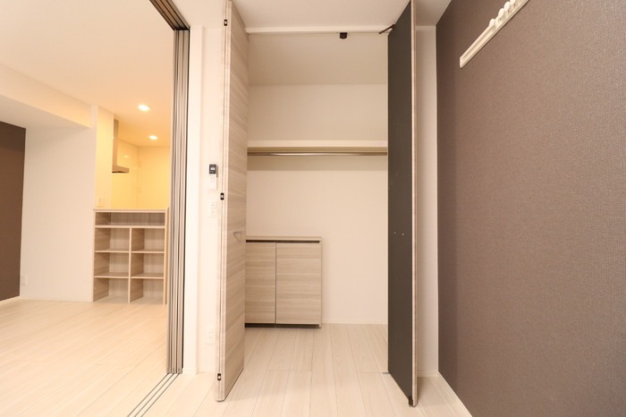 収納　洋室のクローゼットは収納力◎
