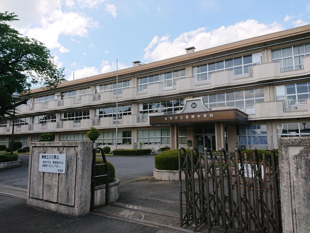 小学校　真岡市立真岡小学校（小学校）まで827m