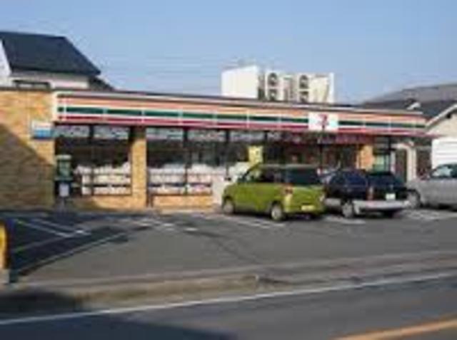 コンビニ　セブンイレブン相模原二本松三丁目店（コンビニ）まで437m