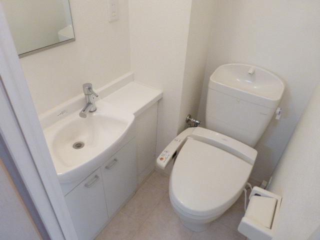 洗面設備　都心部で人気　パウダールーム仕様