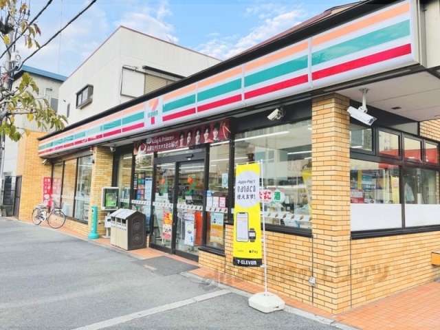 コンビニ　セブンイレブン枚方香里ヶ丘店（コンビニ）まで1000m