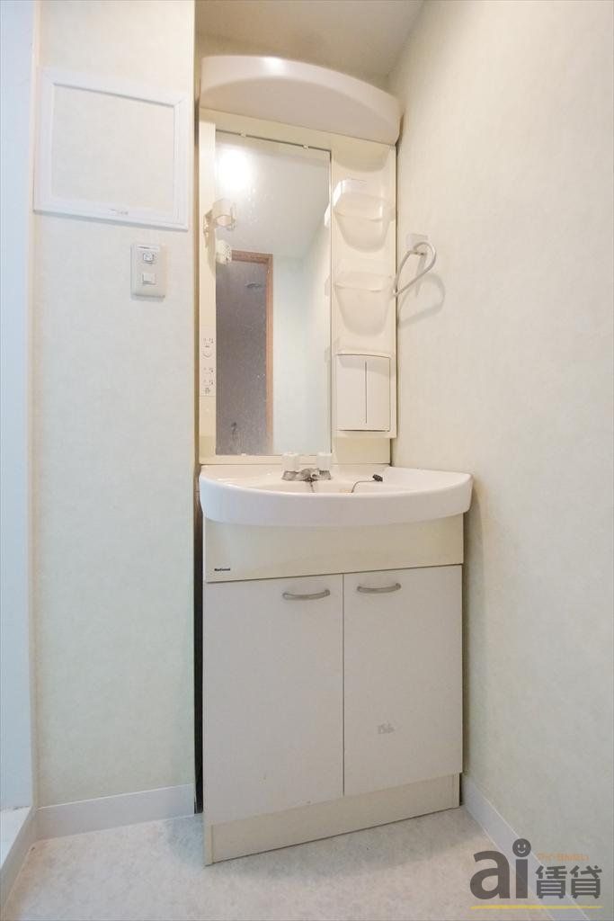 洗面設備　※別号室写真です。