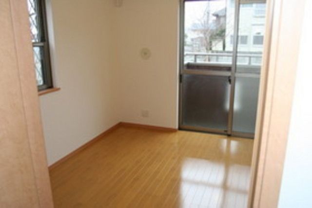 居室・リビング　★６．１２帖洋室★